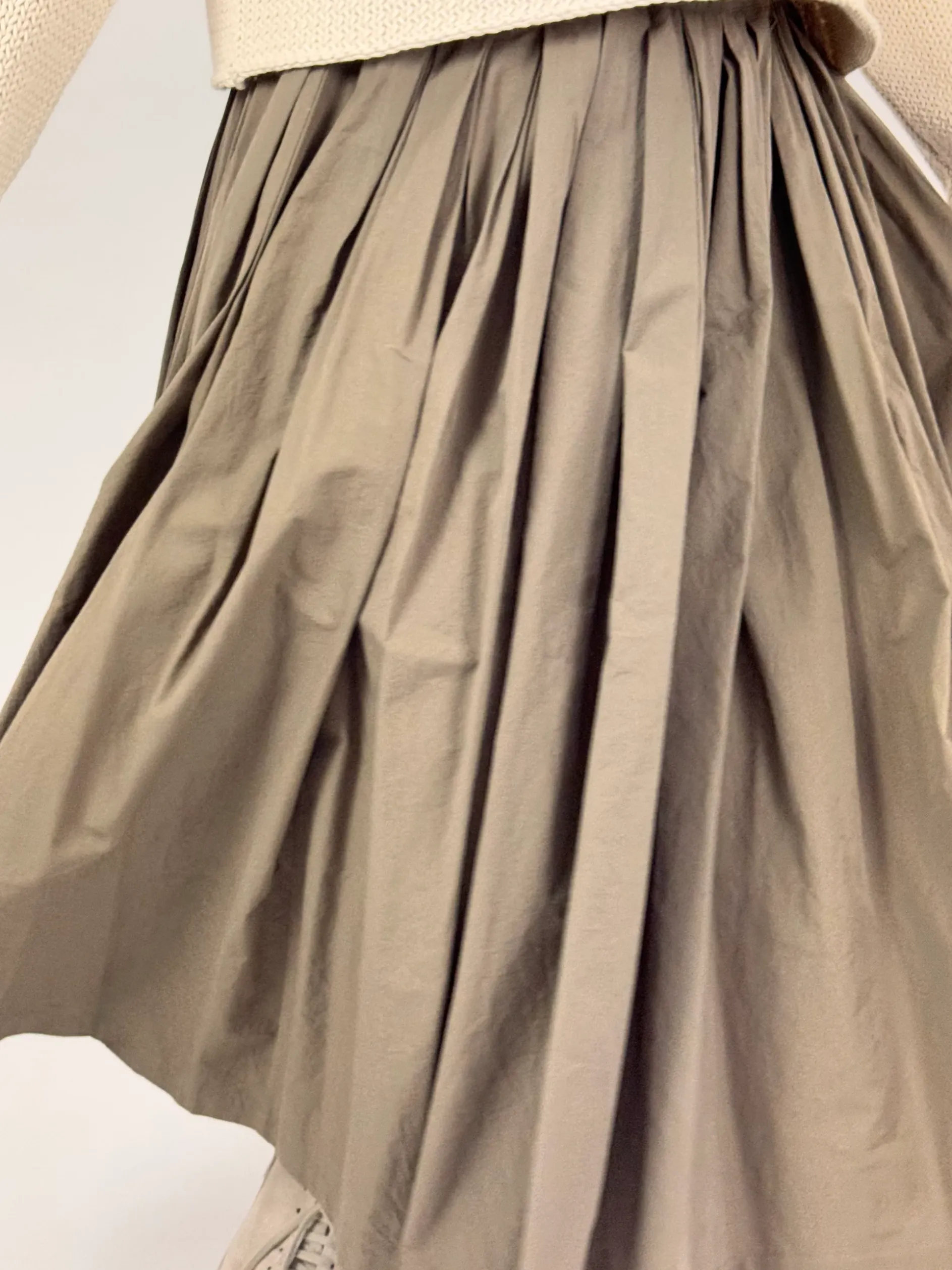 Apuntob 1900 Skirt Mud