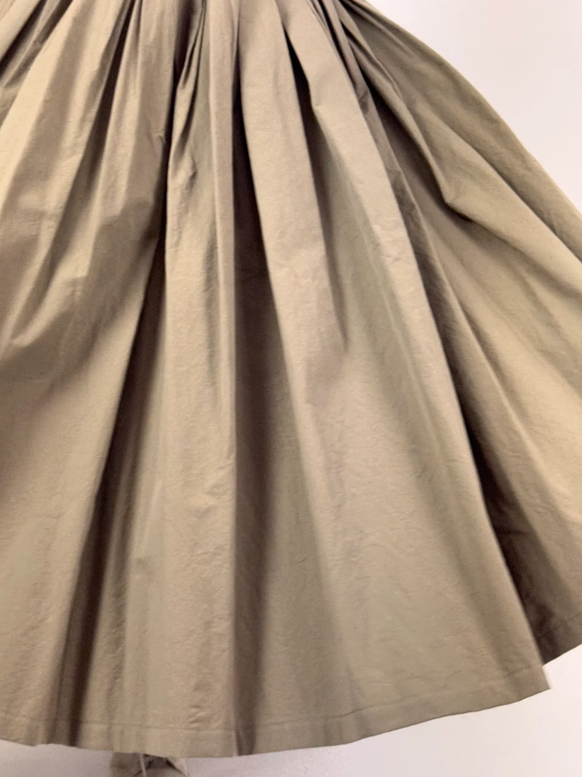 Apuntob 1900 Skirt Mud