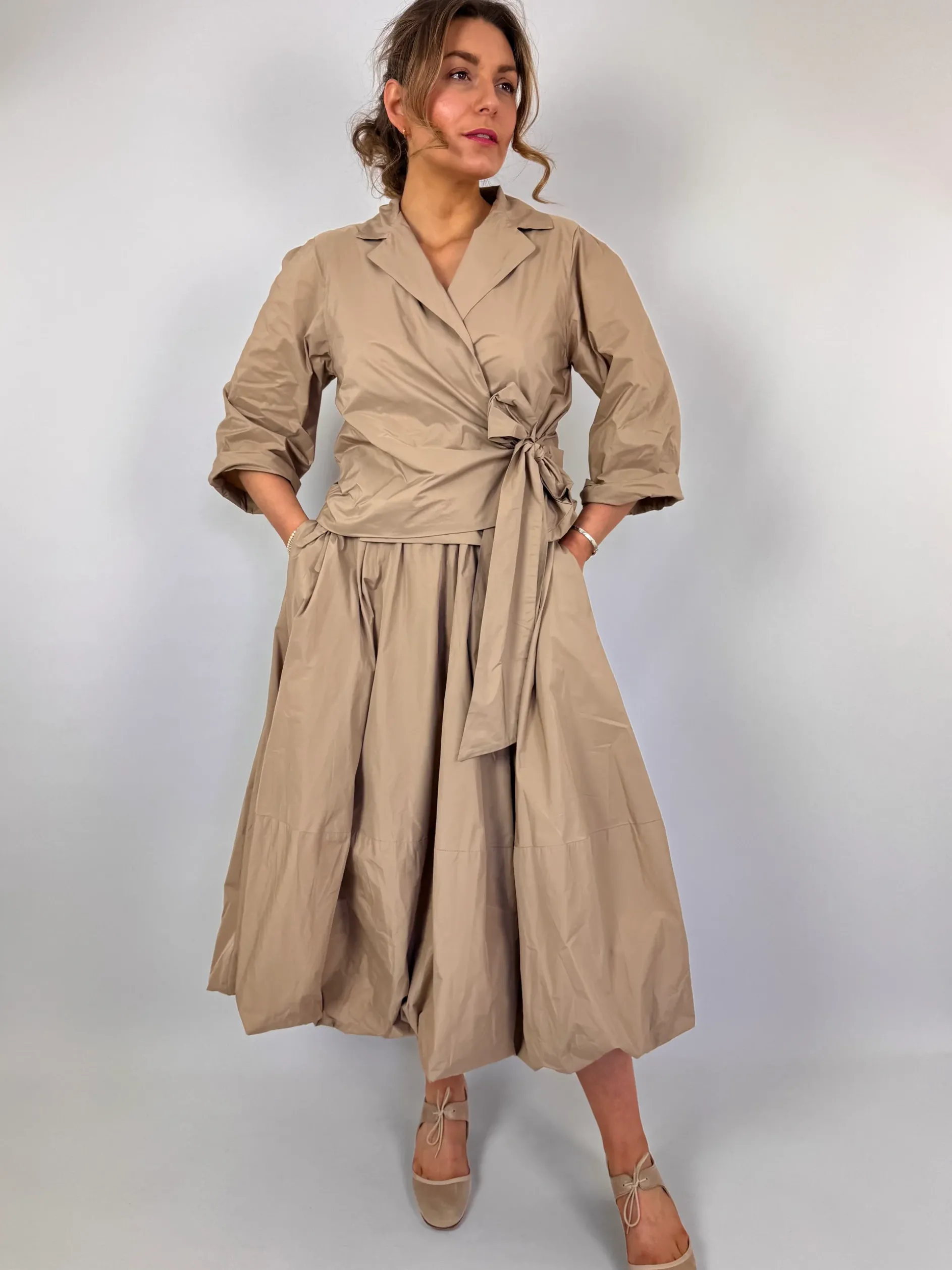 Les Filles D'Ailleurs 832 Blouse Beige
