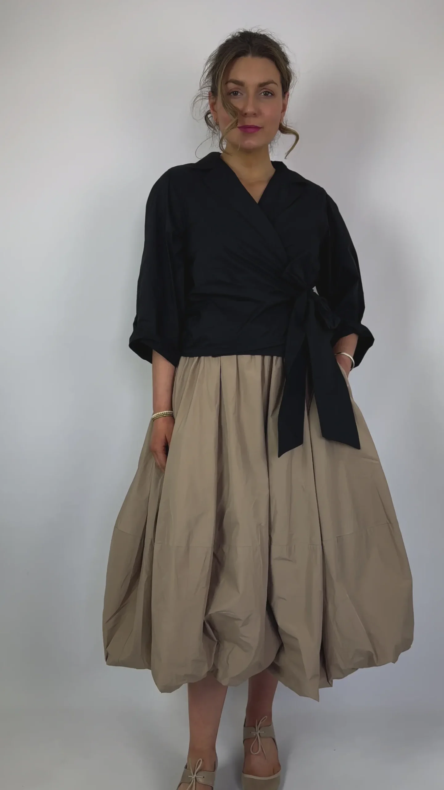 Les Filles d'Ailleurs 832 Blouse Black