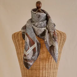 Tapis Noir Classical Blue Tapestry Scarf