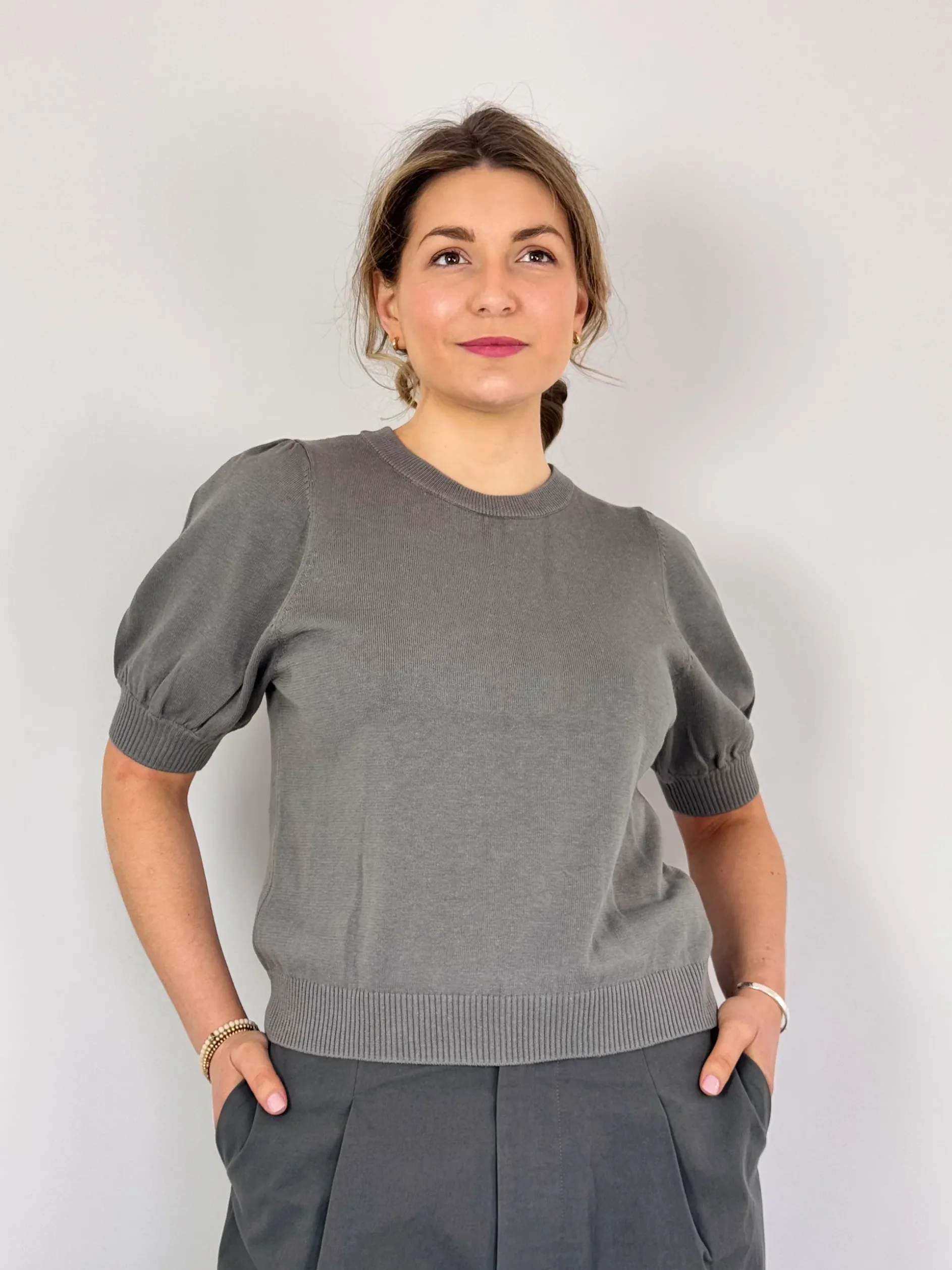 Vic & Bert Wallis Top Grey